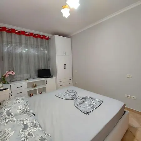 Cozy 1-bedroom Near The Center Of Tirana. Apartment *