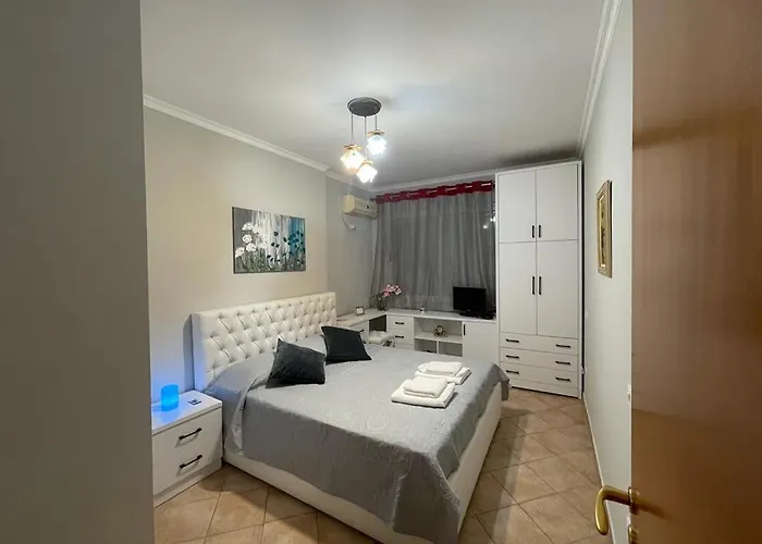 Cozy 1-bedroom Near The Center Of Tirana. *